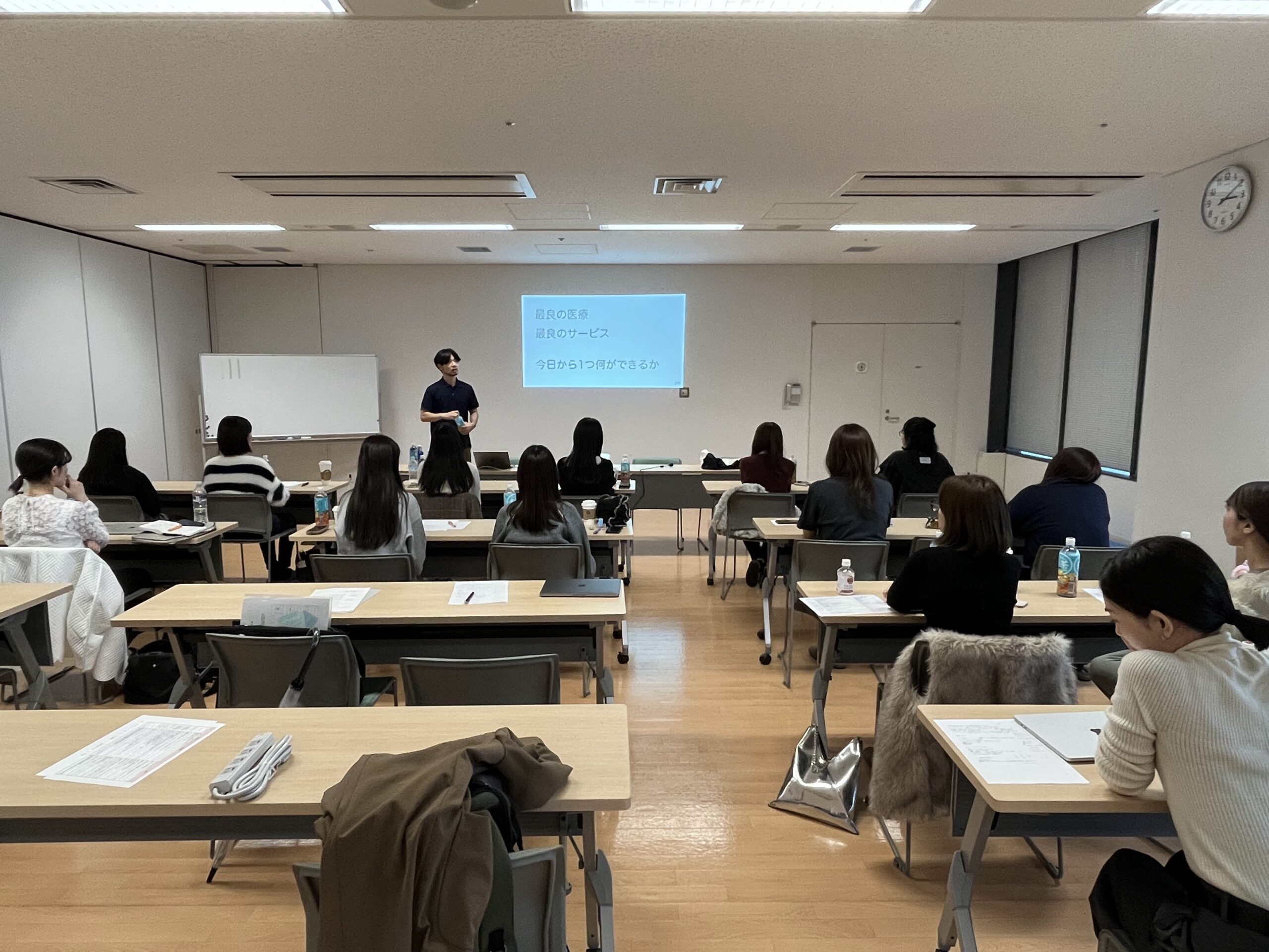 理念研修・勉強会の様子